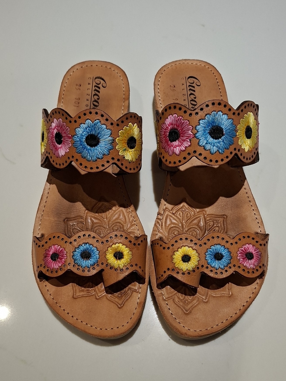 Rainbow Embroidered Floral Leather Toe Loop Boho Sandals Mexico (MEX 25/US 8.5)